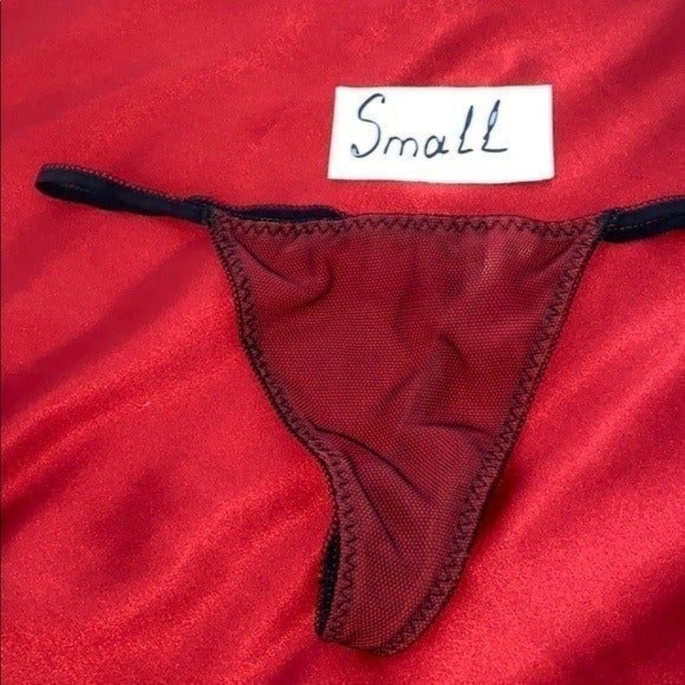 Victoria Secret Thong Red/Black Small